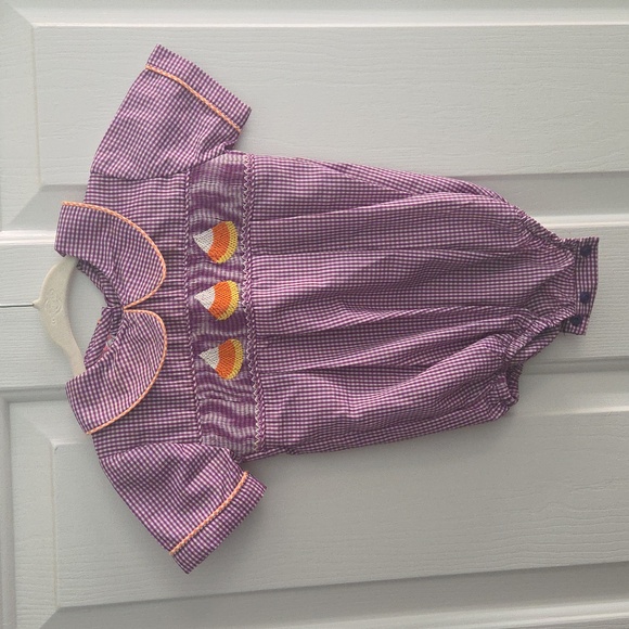nola smocked Other - NWOT Purple Gingham Baby Romper with Candy Corn Smocking Sz 9 Month